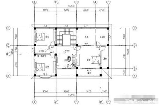 兩個實(shí)用的農(nóng)村自建房屋，一個有六個房間、三個大廳和一個車庫，另一個有五個房間、三個大廳和套房，滿足你的空間體驗(yàn)感！