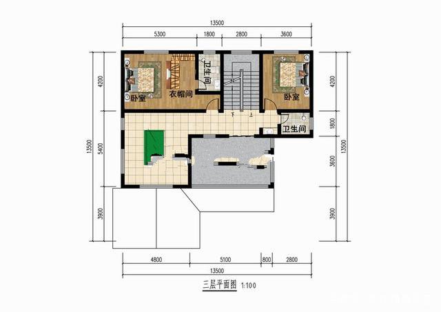 今天這位在老家農(nóng)村建了一棟三層別墅，二樓陽(yáng)光房，三層大露臺(tái)，超豪華