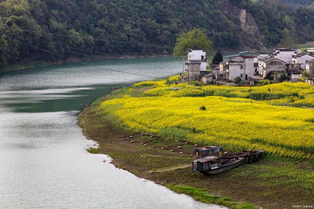 農(nóng)村建了三層別墅